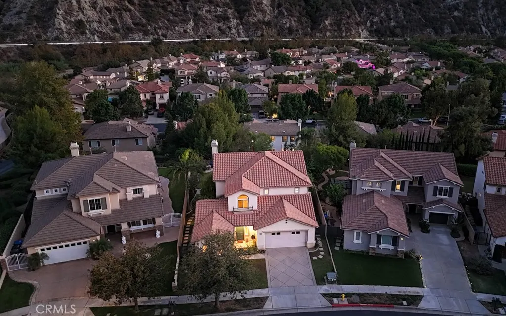 22 Moonridge Court