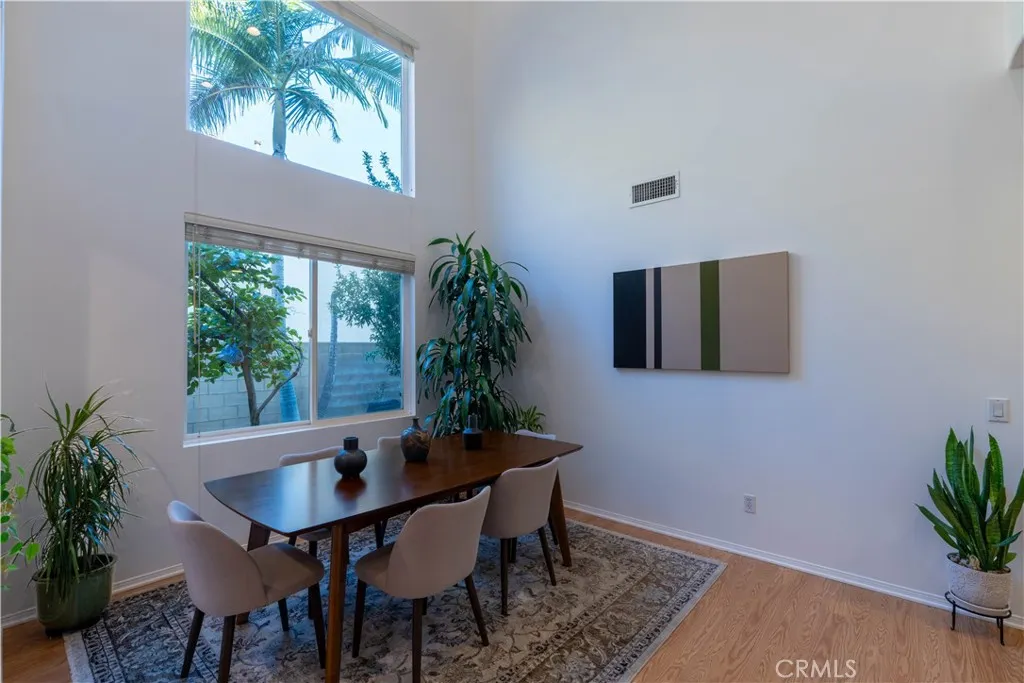 22 Moonridge Court
