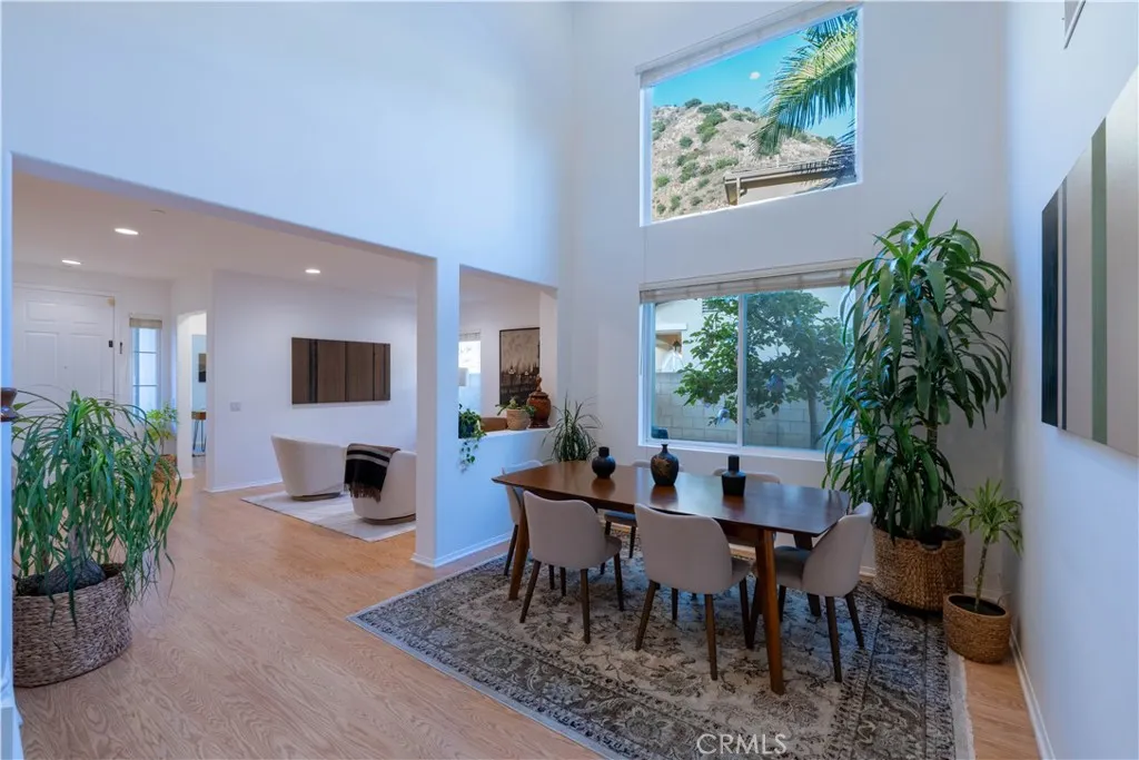 22 Moonridge Court