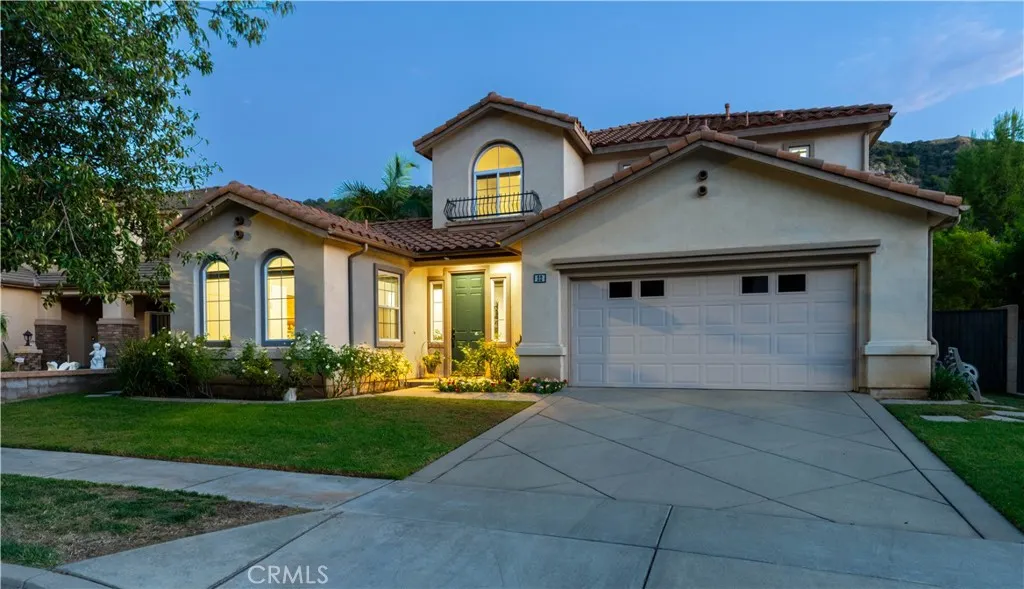 22 Moonridge Court