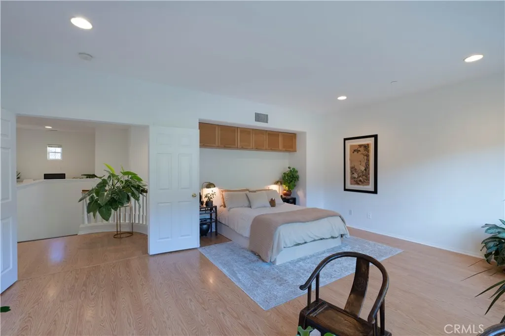 22 Moonridge Court