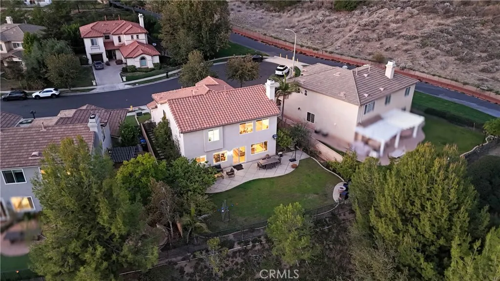 22 Moonridge Court