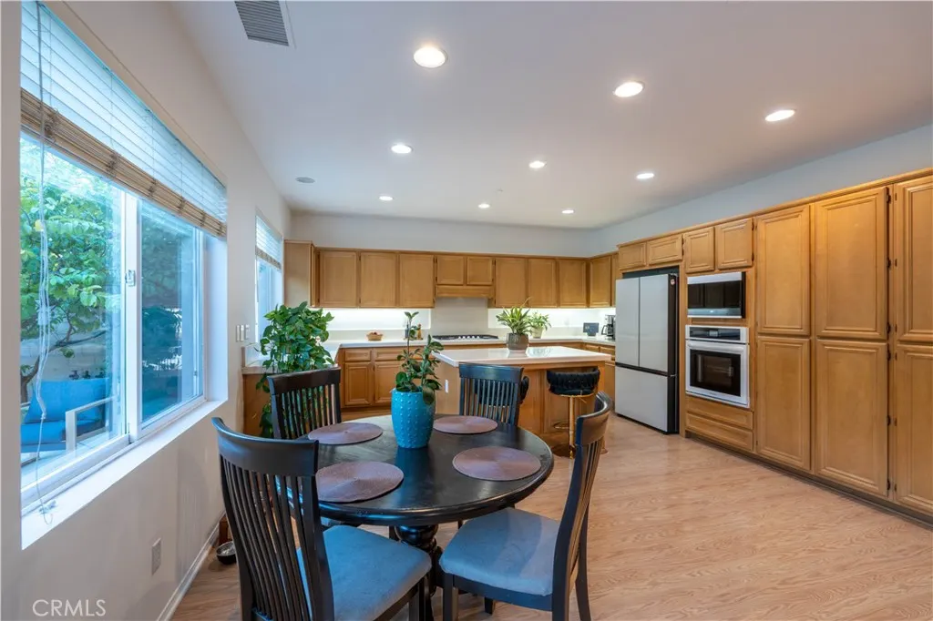 22 Moonridge Court