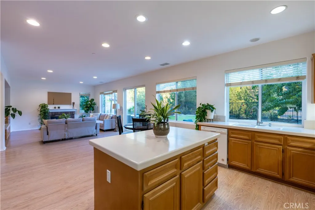 22 Moonridge Court