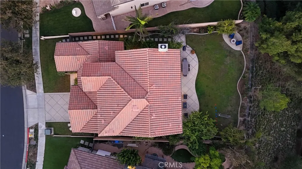 22 Moonridge Court