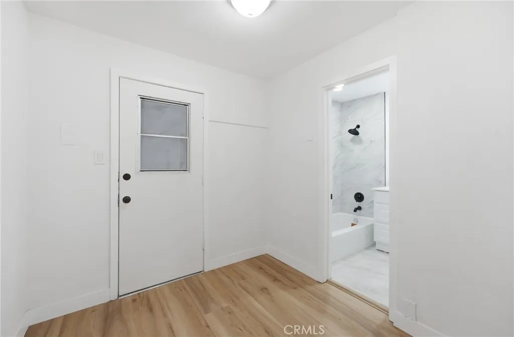 249 N 10th Avenue