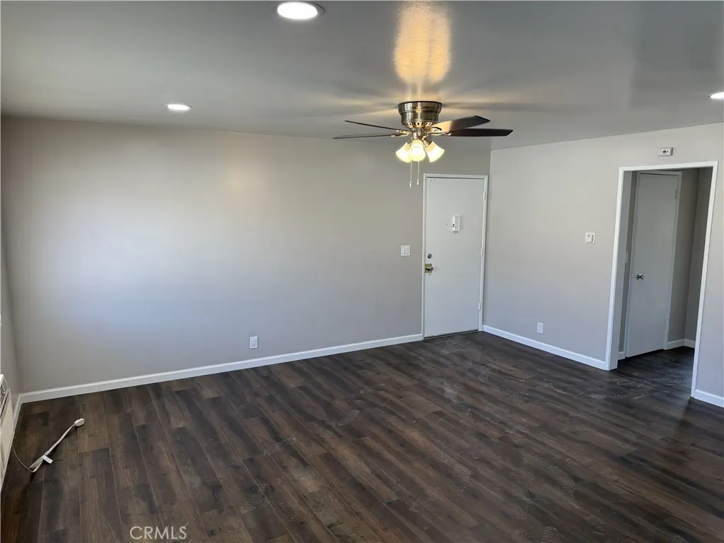 1233 Woodbury Court #D