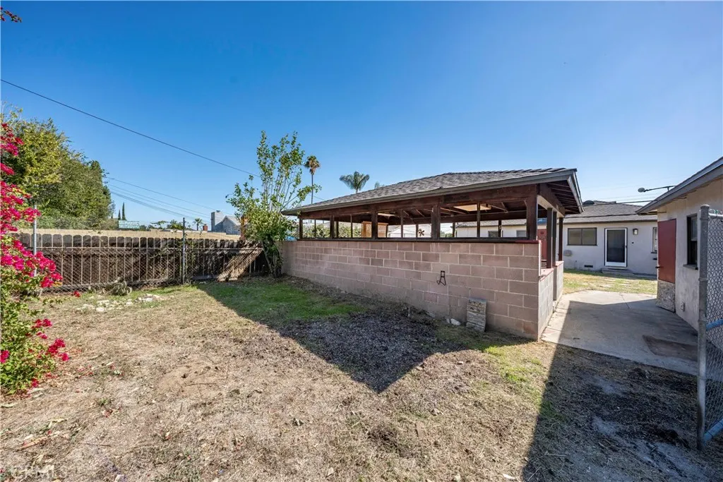 829 Sycamore Court
