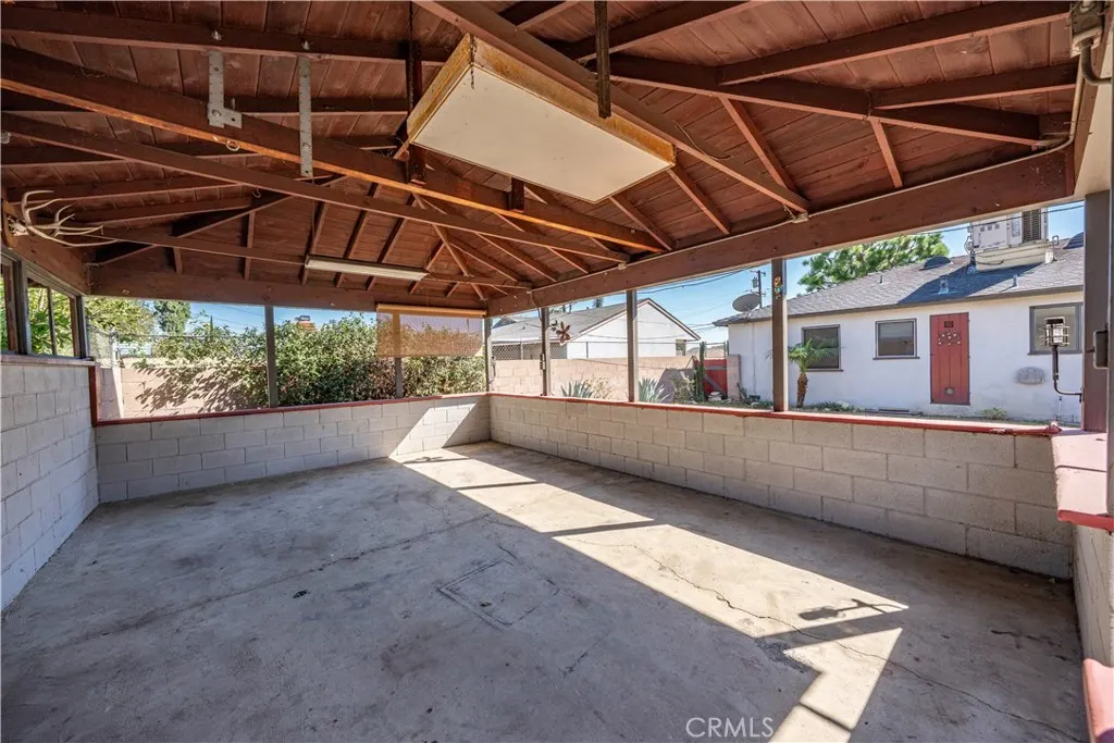 829 Sycamore Court