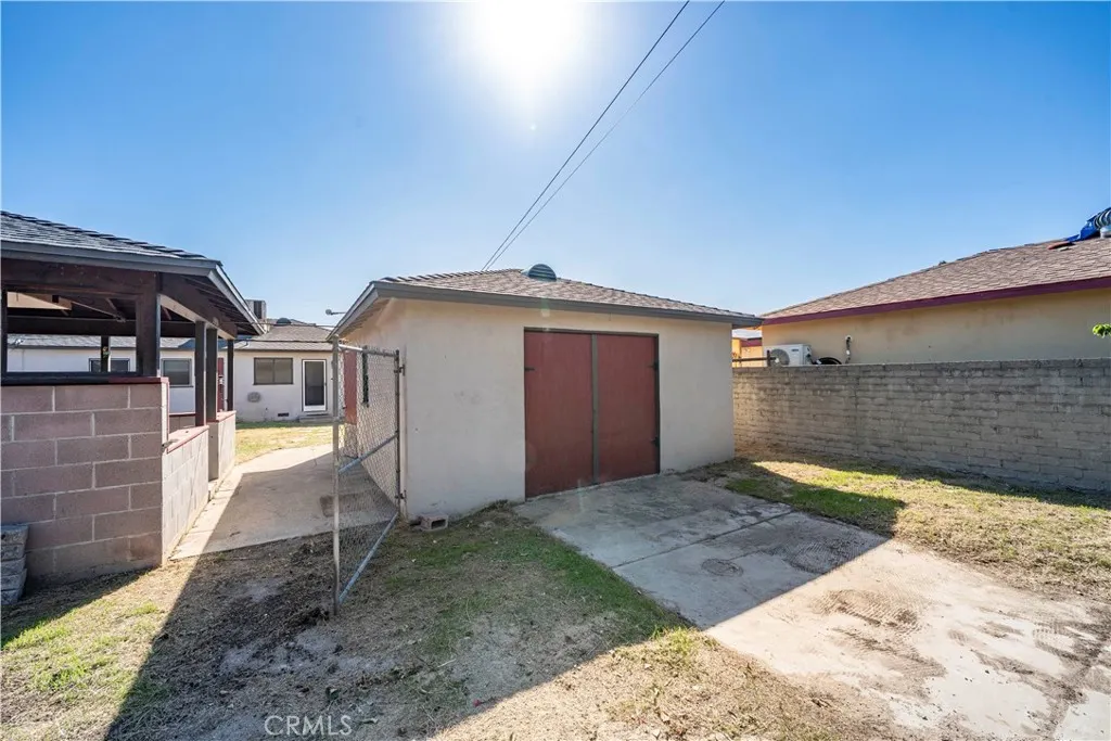 829 Sycamore Court