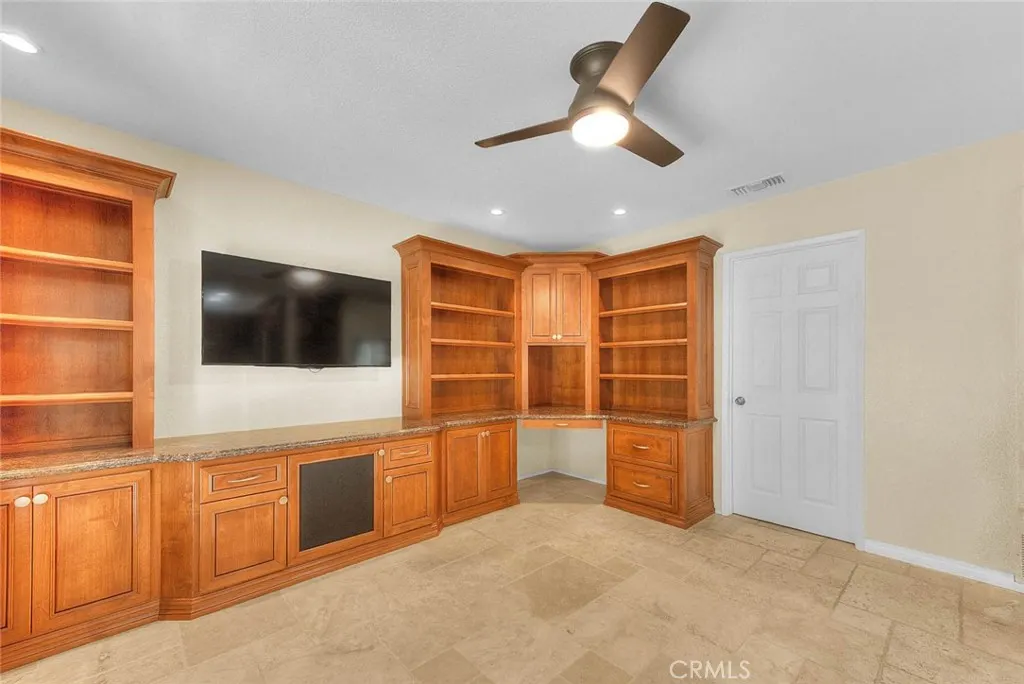 2418 Turquoise Circle