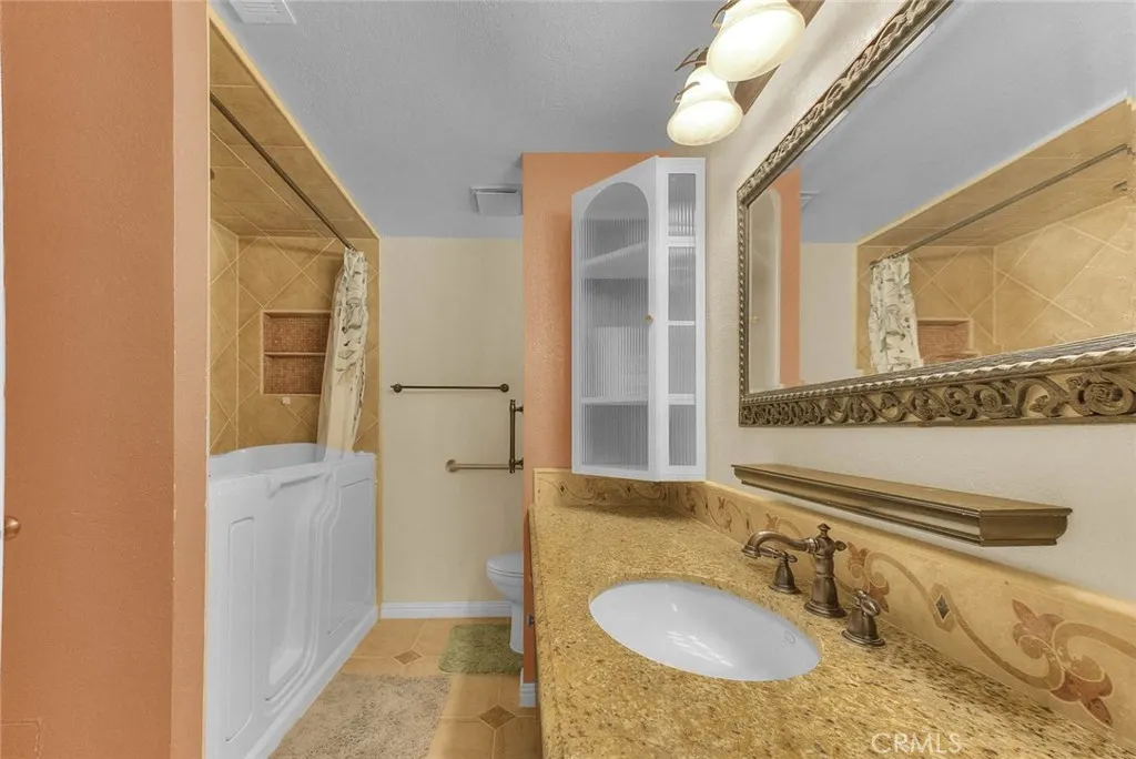 2418 Turquoise Circle