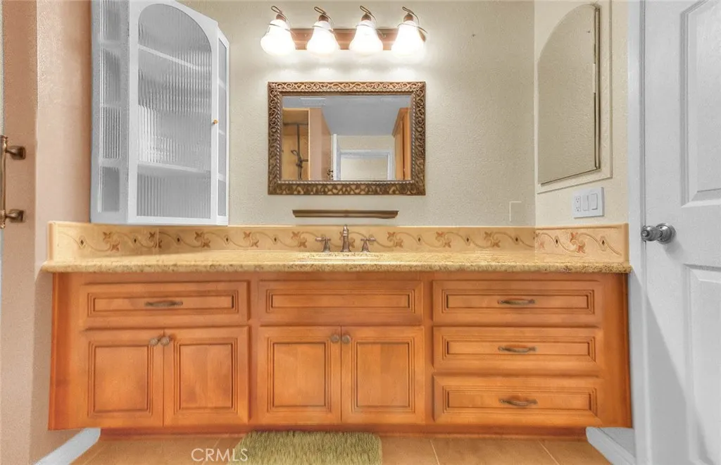 2418 Turquoise Circle