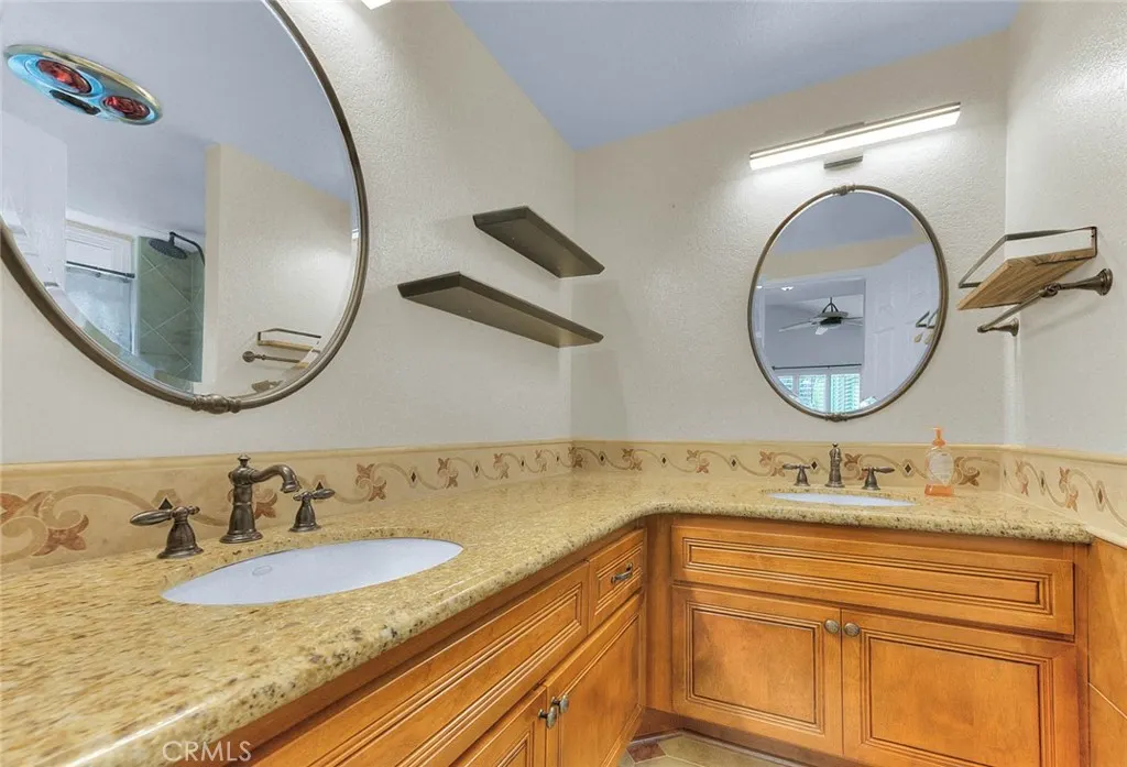 2418 Turquoise Circle
