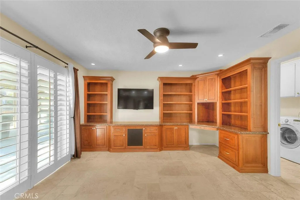 2418 Turquoise Circle