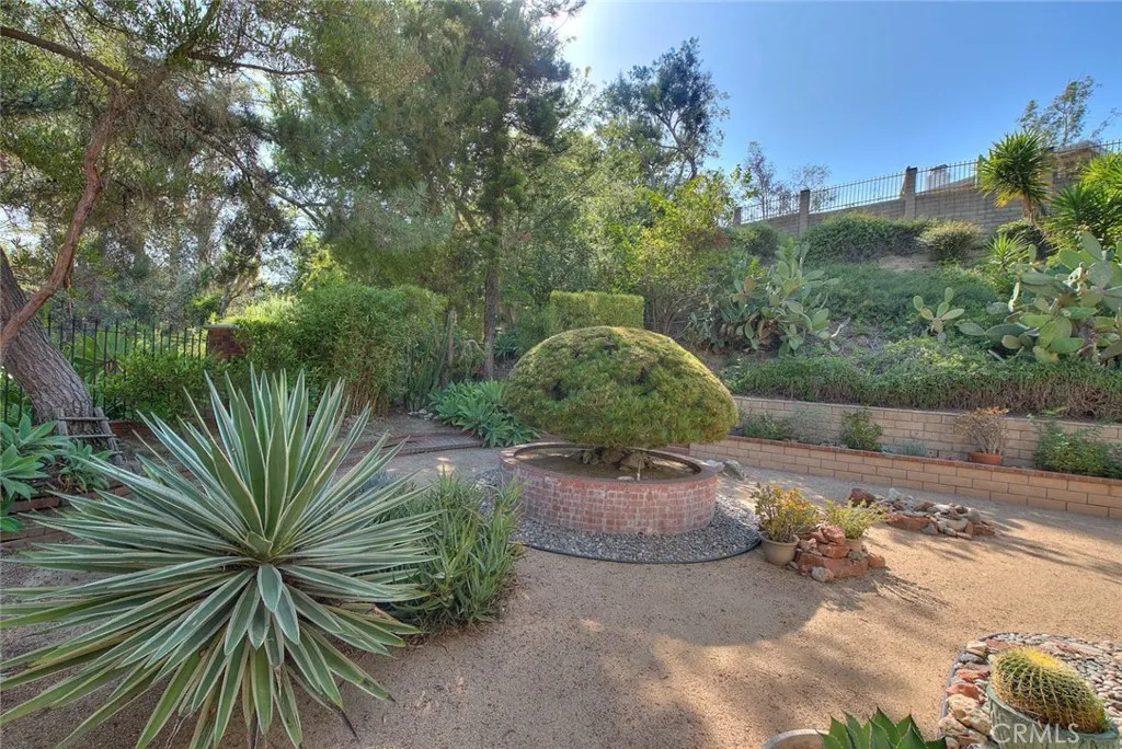 2418 Turquoise Circle