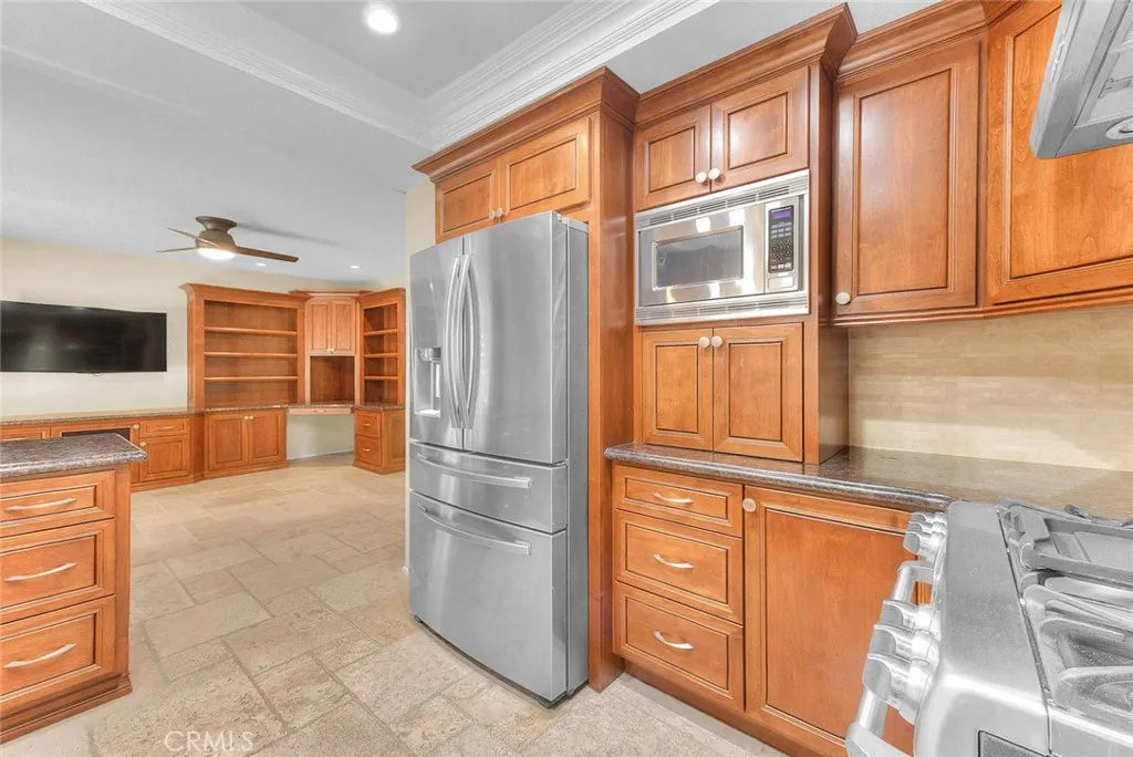 2418 Turquoise Circle