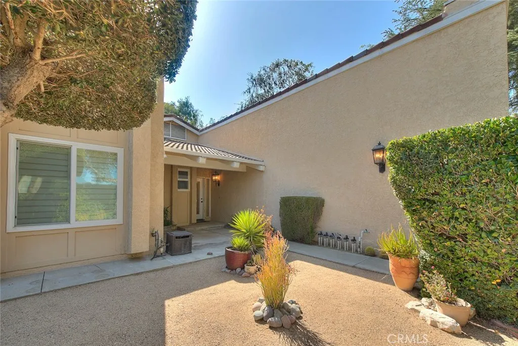 2418 Turquoise Circle
