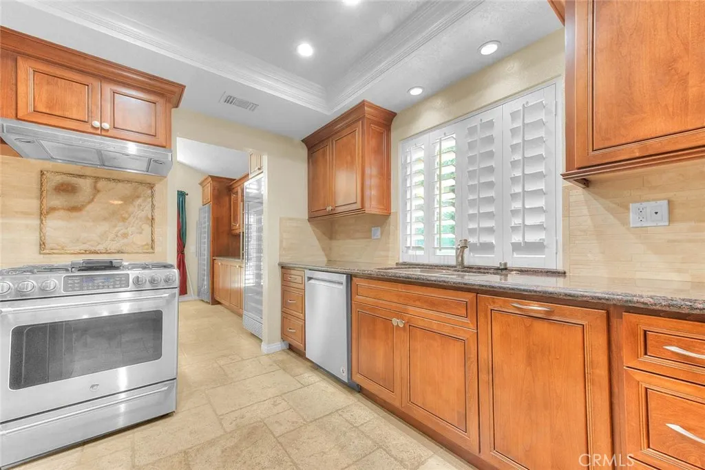 2418 Turquoise Circle