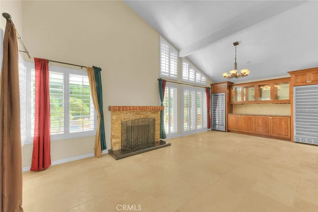 2418 Turquoise Circle