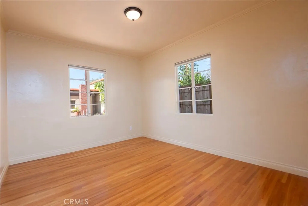 395 Adams Avenue