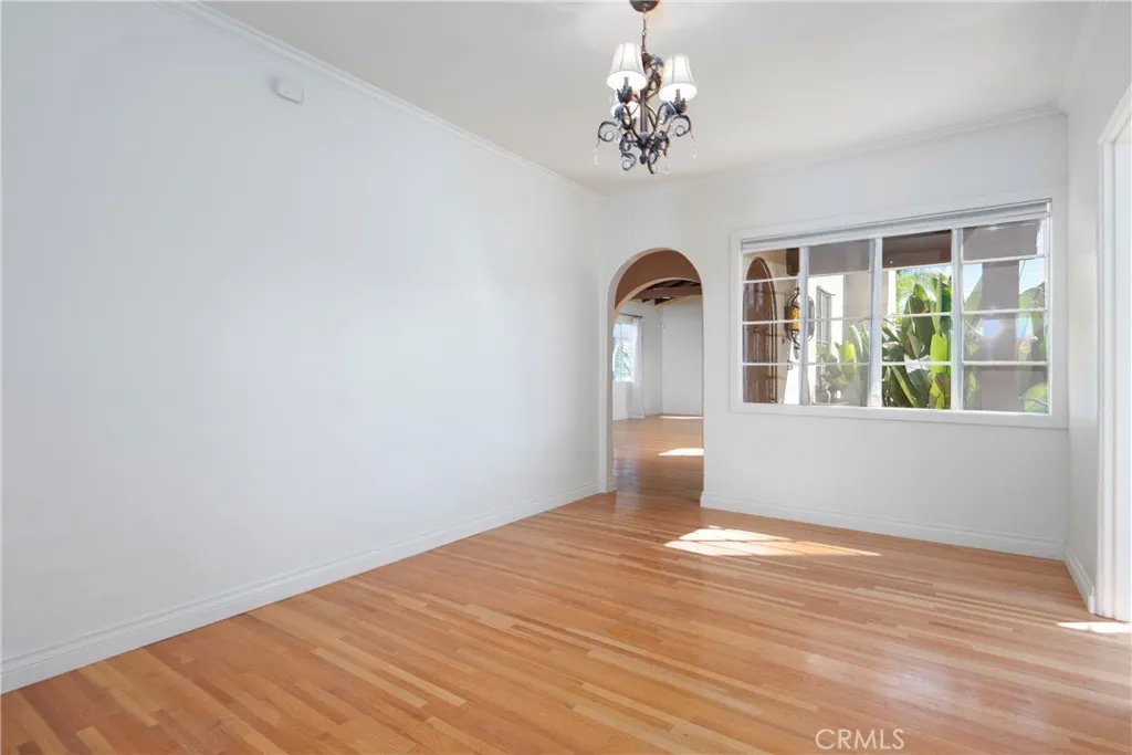 395 Adams Avenue