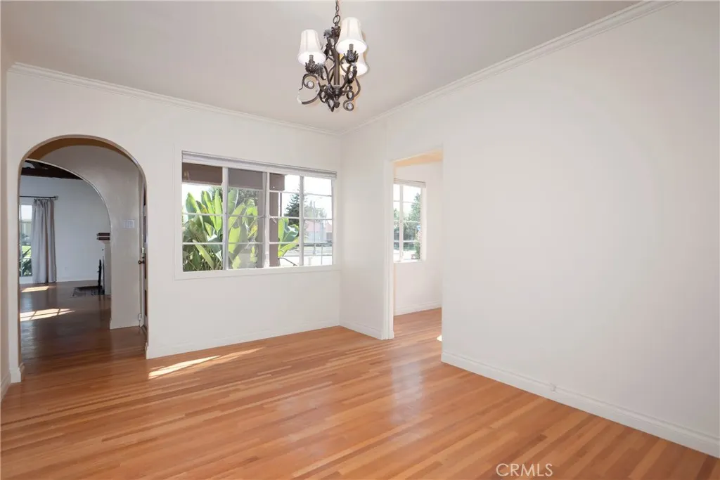395 Adams Avenue