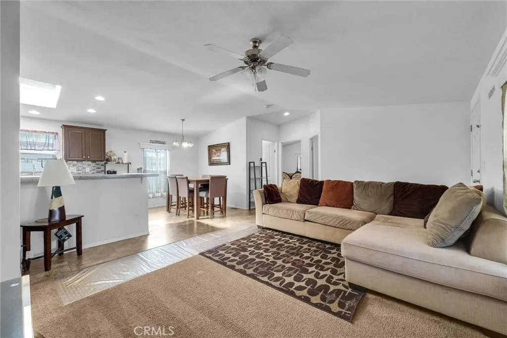 1081 W Arrow Hwy #86