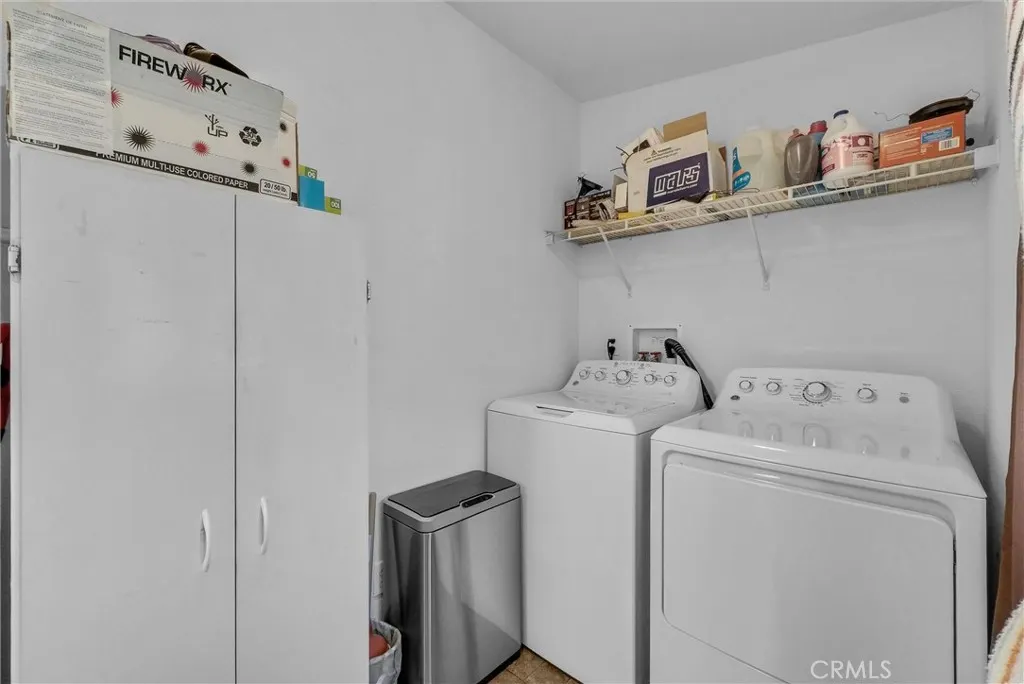 1081 W Arrow Hwy #86