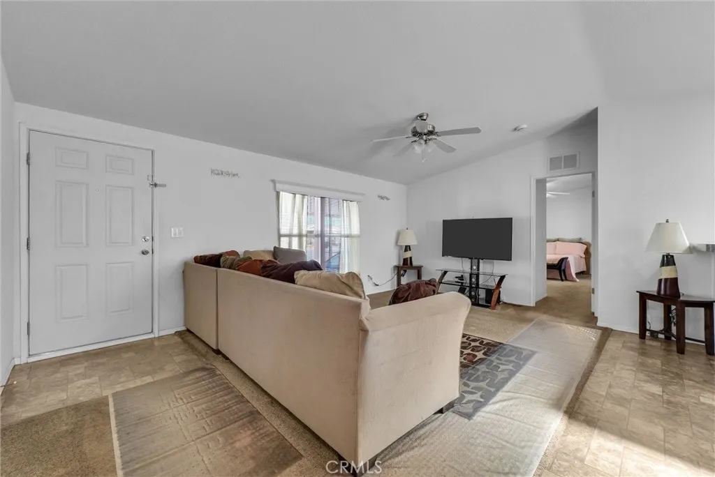 1081 W Arrow Hwy #86