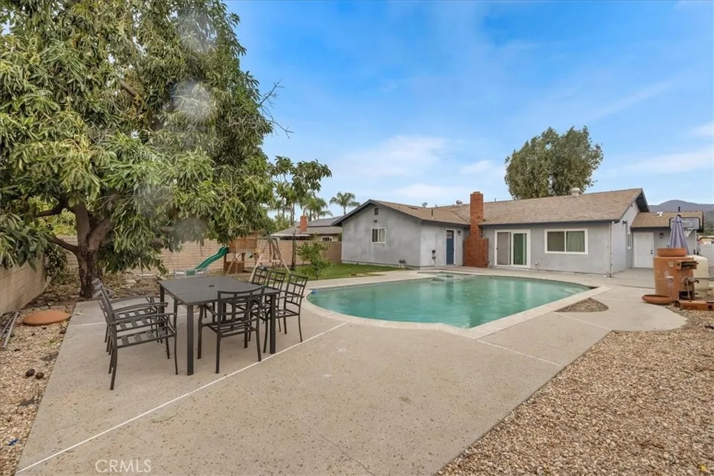 1614 Palopinto