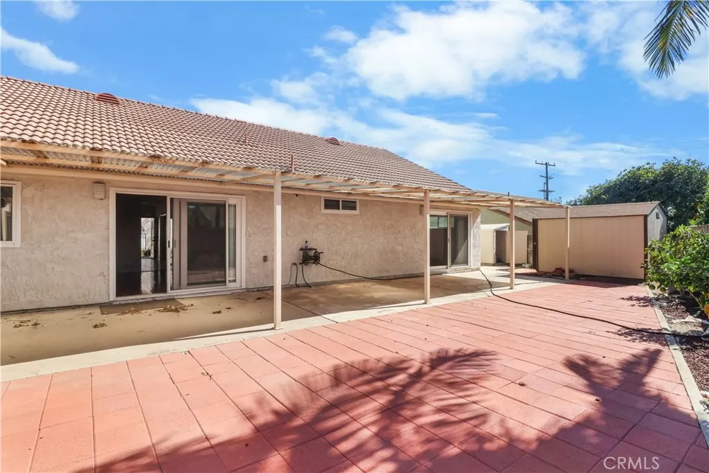 1307 Maywood