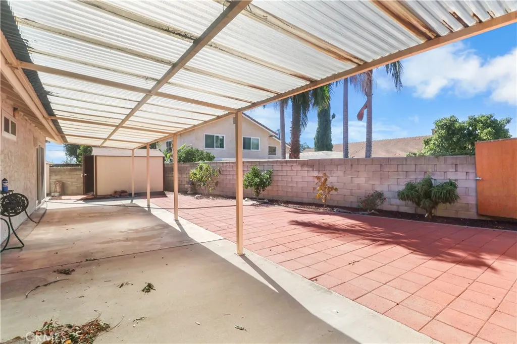 1307 Maywood