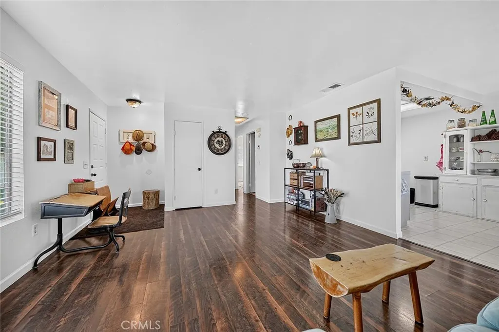 853 W 13th #1