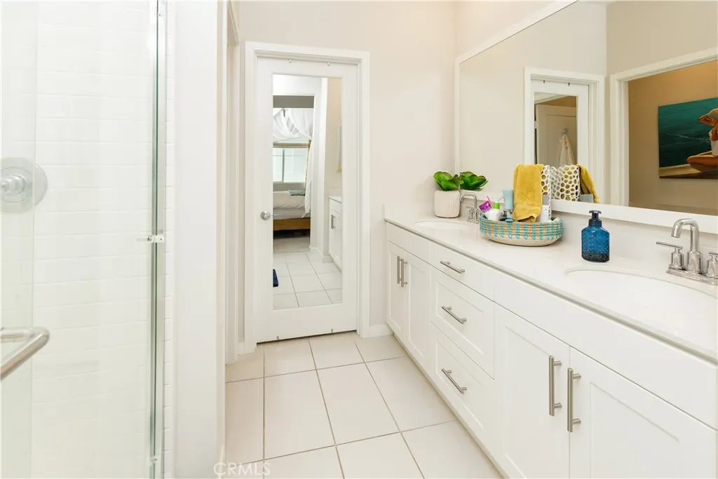 3741 S Allston Paseo #4