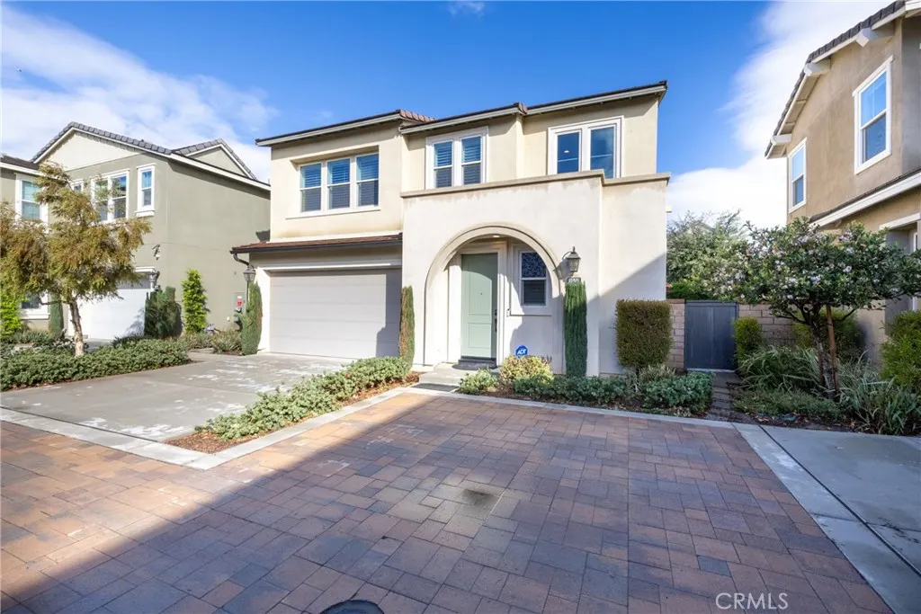 3909 S Oasis Paseo