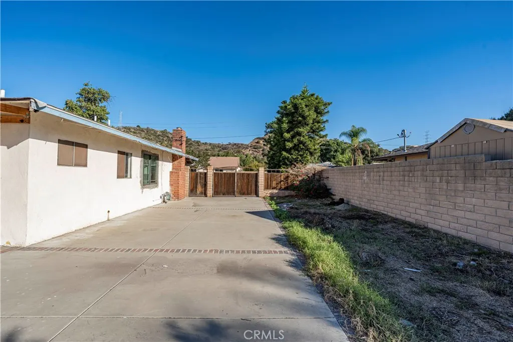 1246 Sunflower Avenue