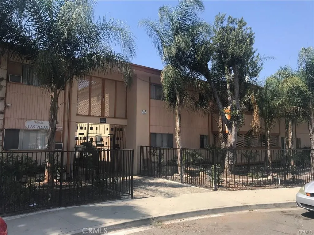 2013 Las Vegas Avenue #14