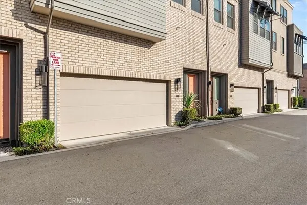 493 Fairlane Way