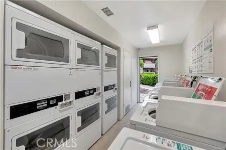 6351 Riverside