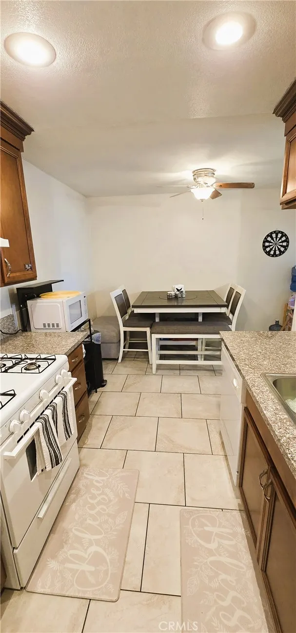 6351 Riverside
