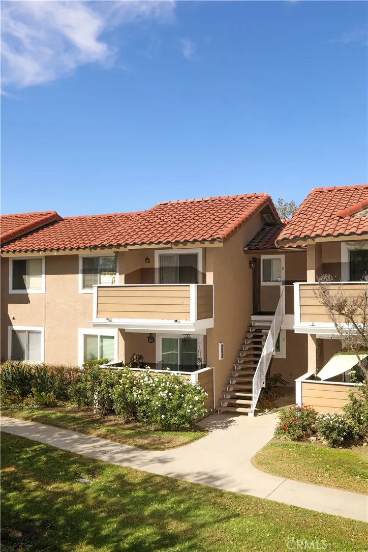 3639 Country Oaks Loop #D