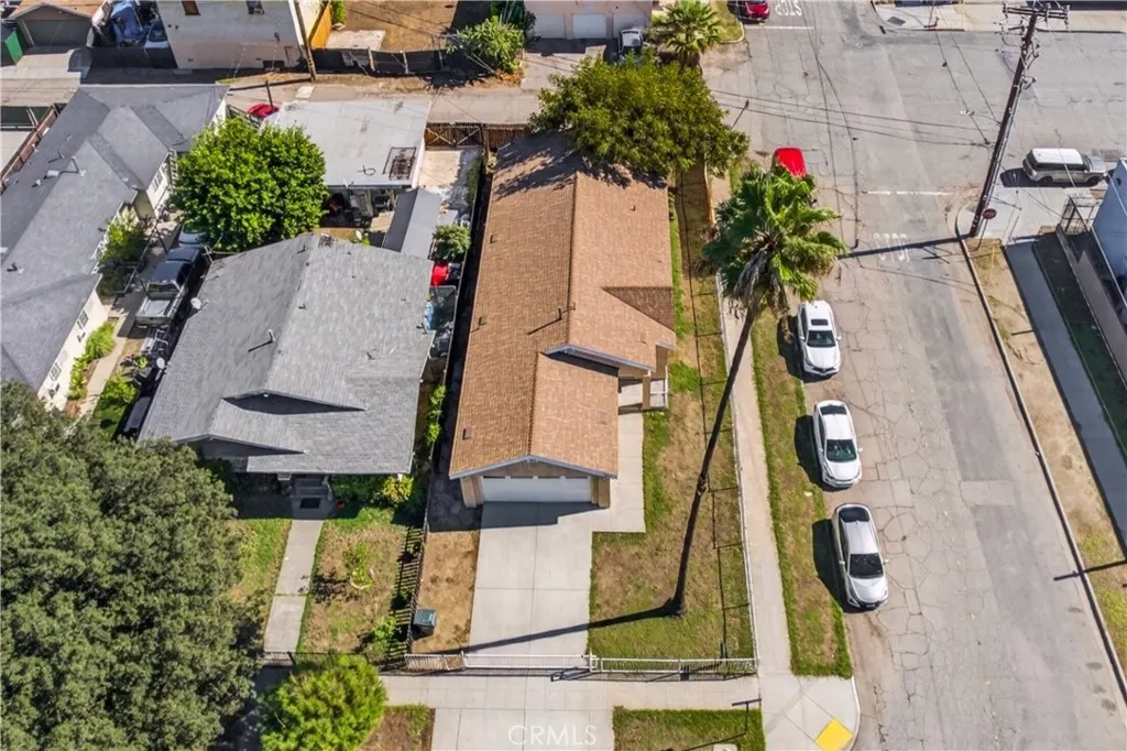 548 N Reservoir