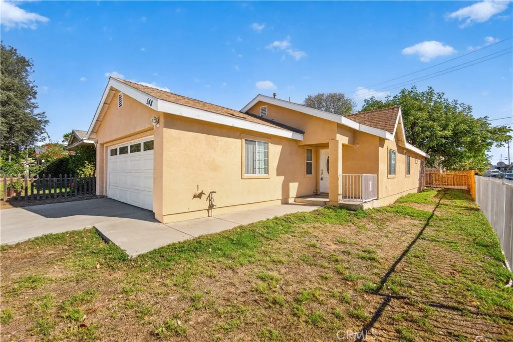 548 N Reservoir