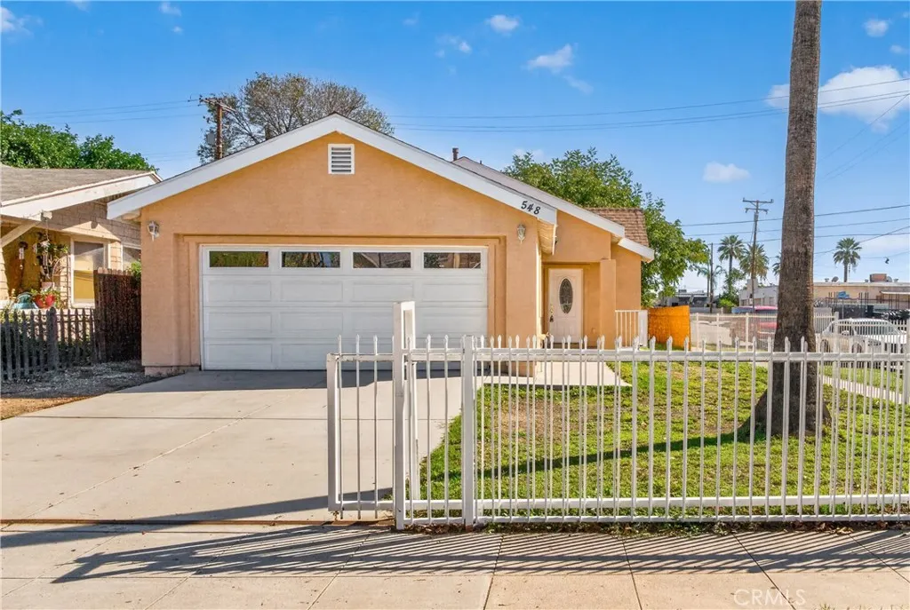 548 N Reservoir