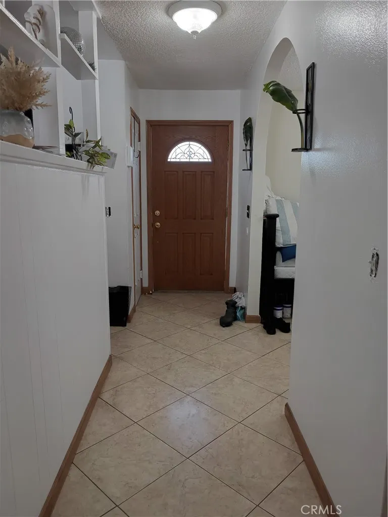 21330 E Calora