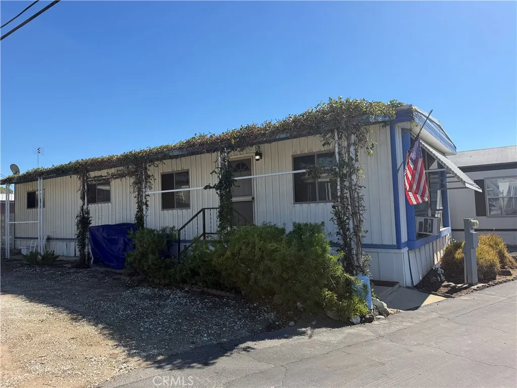 301 E.Foothill Blvd Spc.81