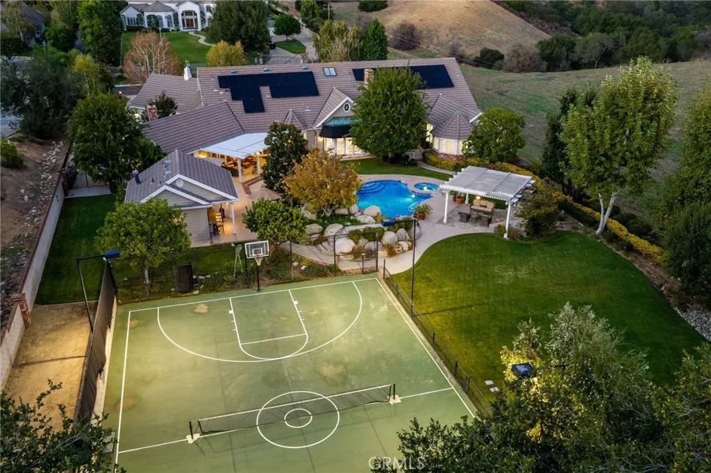 25558 Brassie Lane