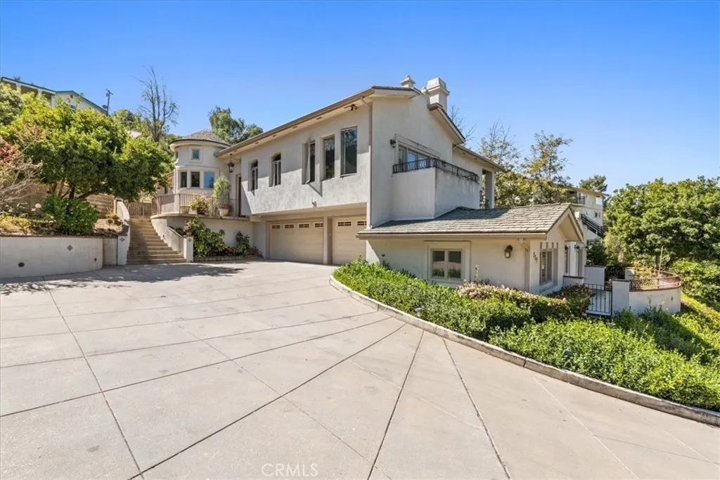 779 Ironbark Lane