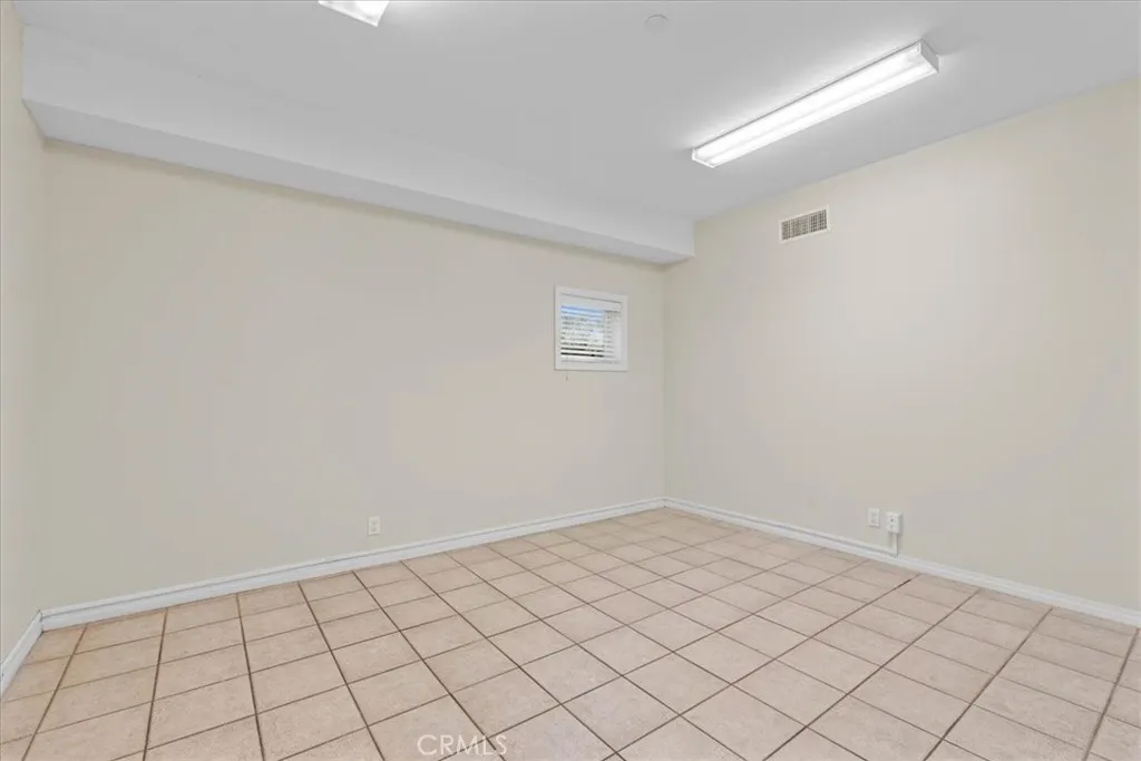 779 Ironbark Lane